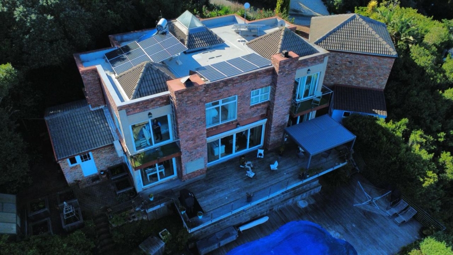 4 Bedroom Property for Sale in Constantia Kloof Western Cape